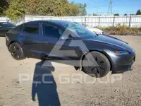 2024 Tesla Model 3 фото