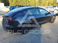 2024 Tesla Model 3 фото