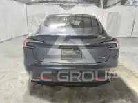 2024 Tesla Model 3 фото