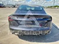 2024 Tesla Model 3 фото