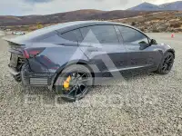 2024 Tesla Model 3 фото