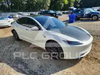 2024 Tesla Model 3 фото