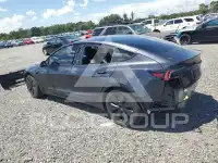 2024 Tesla Model 3 фото