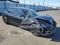 2024 Tesla Model 3 фото