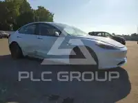 2024 Tesla Model 3 фото