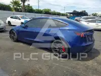 2024 Tesla Model 3 фото