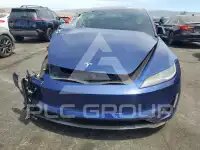 2024 Tesla Model 3 фото