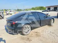2024 Tesla Model 3 photo
