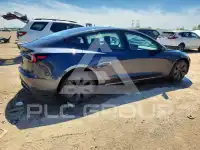 2024 Tesla Model 3 фото