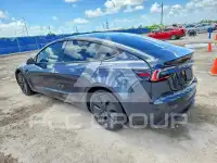 2024 Tesla Model 3 фото