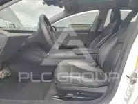 2024 Tesla Model 3 фото