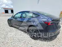 2024 Tesla Model 3 фото