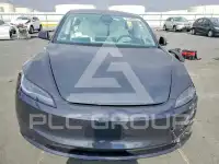 2024 Tesla Model 3 фото