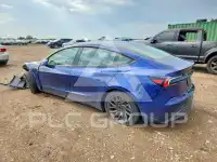 2024 Tesla Model 3 фото