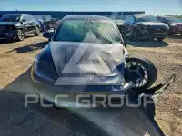 2024 Tesla Model 3 фото