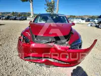 2024 Tesla Model 3 фото