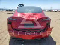2024 Tesla Model 3 фото