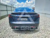 2024 Tesla Model 3 фото