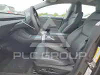 2024 Tesla Model 3 фото