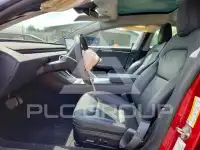 2024 Tesla Model 3 фото