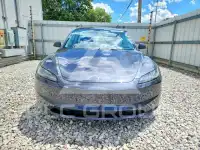 2024 Tesla Model 3 фото