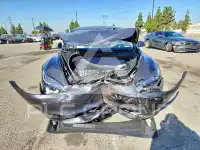 2024 Tesla Model 3 фото