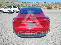 2024 Tesla Model 3 фото