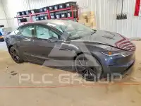 2024 Tesla Model 3 фото