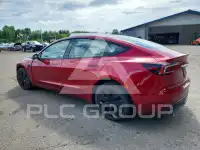 2024 Tesla Model 3 фото