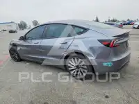 2024 Tesla Model 3 фото