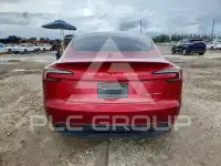 2024 Tesla Model 3 фото