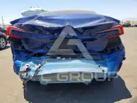 2024 Tesla Model 3 фото