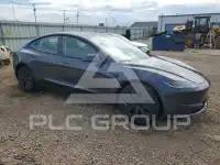 2024 Tesla Model 3 фото