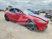 2024 Tesla Model 3 фото