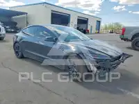 2024 Tesla Model 3 фото