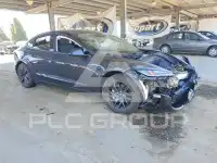 2024 Tesla Model 3 фото