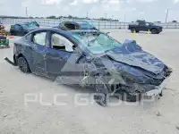 2024 Tesla Model 3 фото