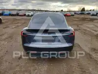 2024 Tesla  фото