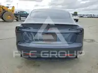 2024 Tesla Model 3 фото