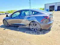 2024 Tesla Model 3 фото