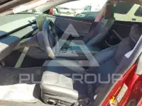 2024 Tesla Model 3 фото