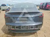 2024 Tesla Model 3 фото