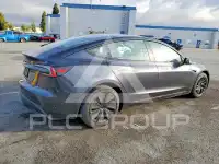 2024 Tesla Model 3 фото