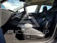 2024 Tesla Model 3 фото