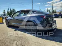 2024 Tesla Model 3 фото