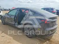 2024 Tesla Model 3 фото