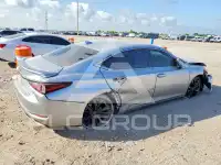 2024 Lexus ES350 photo