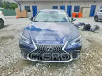 2024 Lexus ES350 photo