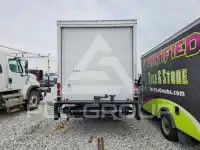 2024 Isuzu NPR фото