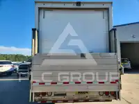 2024 Isuzu NPR фото